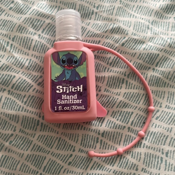 Hand sanitizer holder stitch - Picture 2 of 2